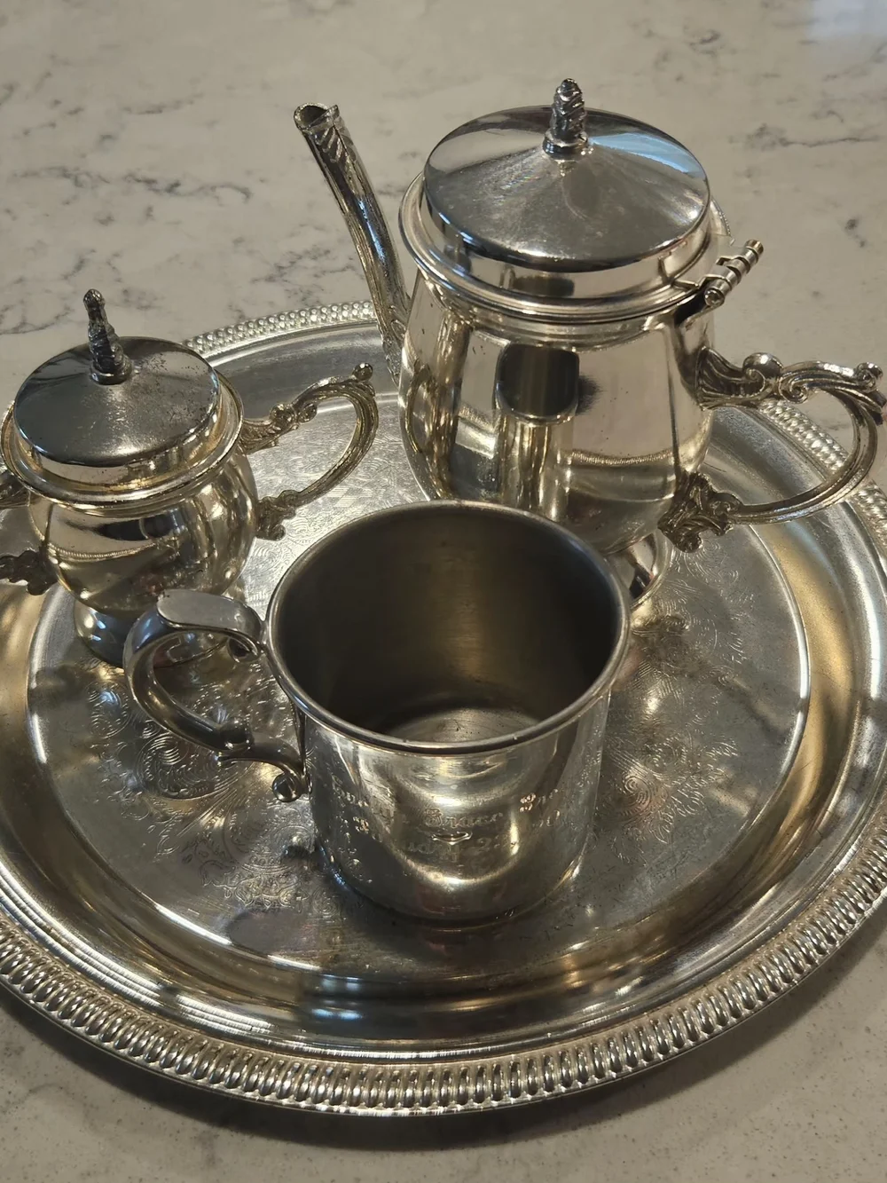 Classic Silver-Plated Tea Set - Elegant White/Silver Finish